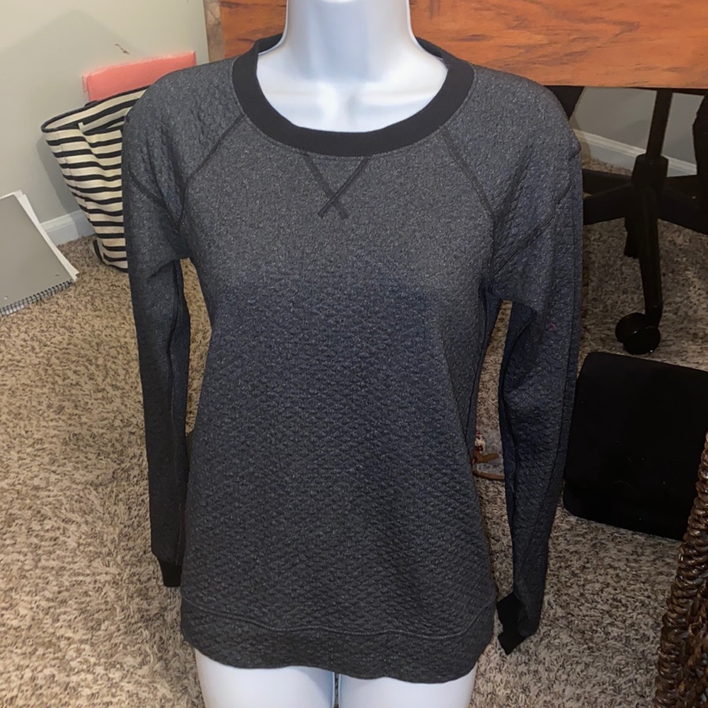 Women’s Lucy long black sleeved sweatshirt, size xsmall, XS